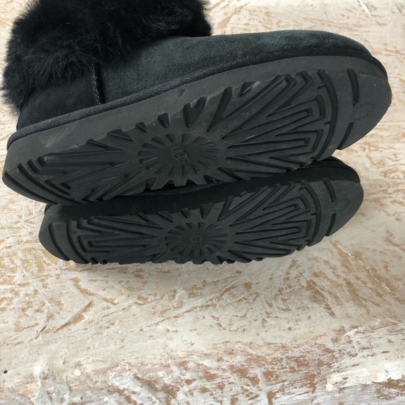 Ugg classic mini fluff genuine shearling bootie - Picture 5 of 6
